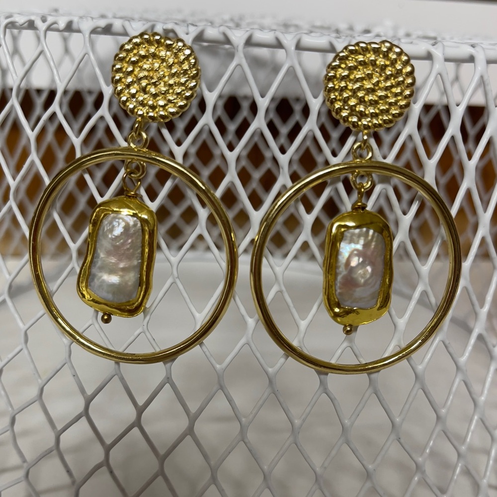 Gold Pearl Drop Earrings